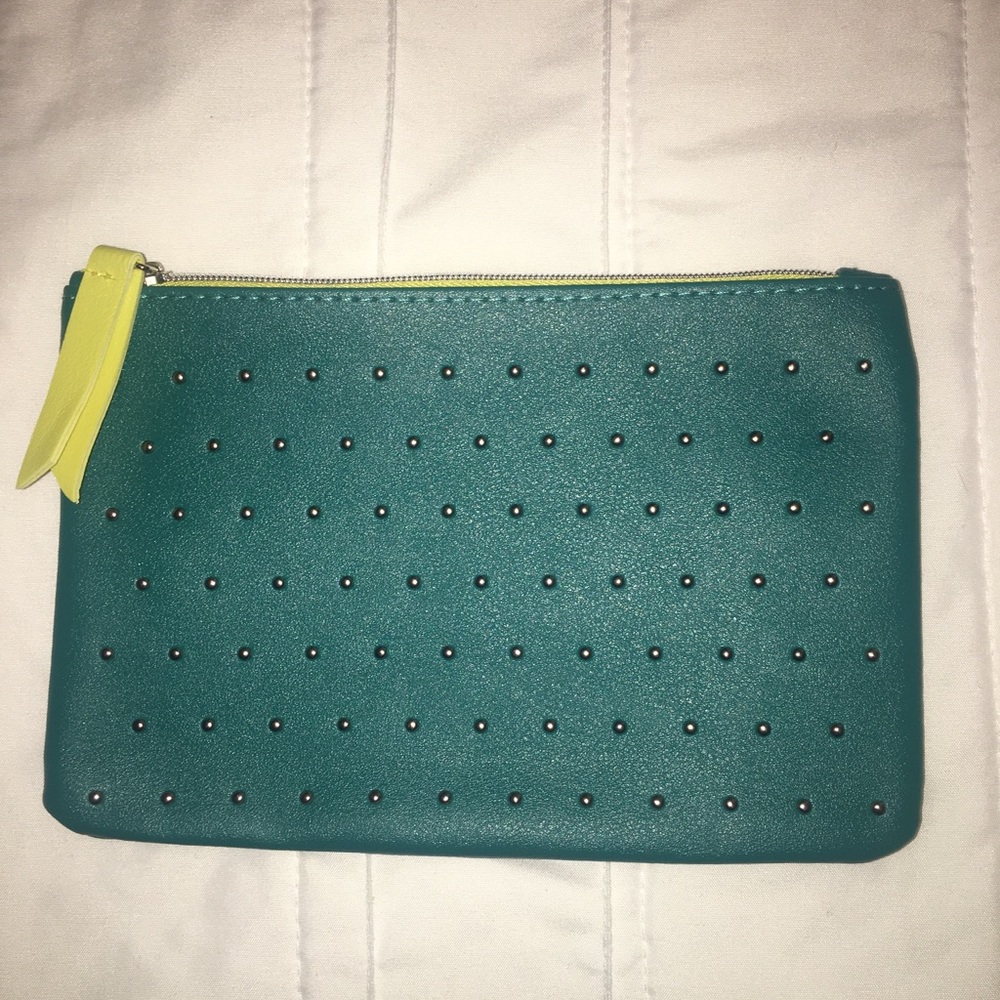 IPSY Bag - perfect for makeup, toiletries, travel!